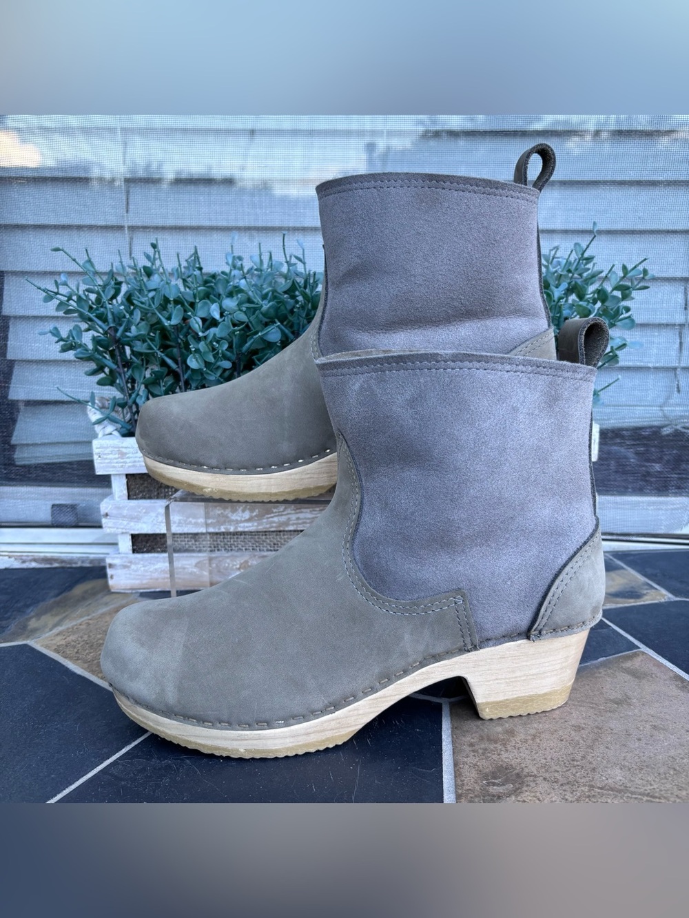 No.6 5" Pull-on Shearling Clog Boots